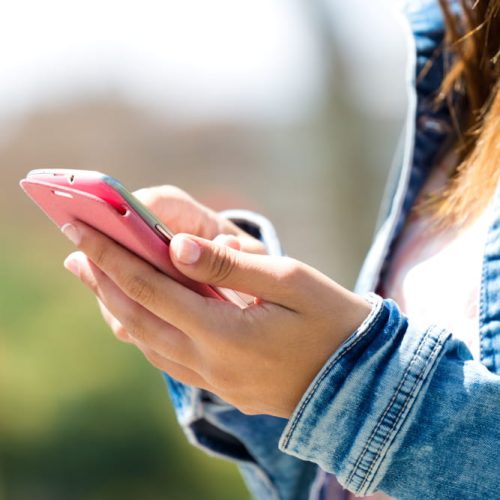 rotege tu celular en la calle